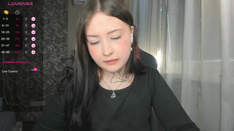 Snapshot of lonalye chatting on December 24, 12:55 pm lona online show from December 24, 12:55 pm