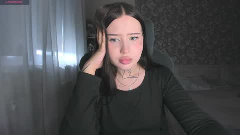 Snapshot of lonalye chatting on September 11, 10:04 am lona online show from September 11, 10:04 am