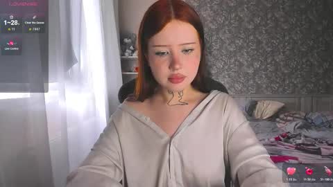 Snapshot of lonalye chatting on November 10, 9:41 am lona online show from November 10, 9:41 am