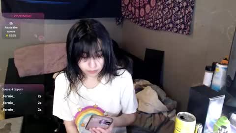 londonray online show from November 17, 6:19 am