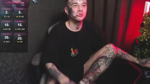 Chris online show from December 25, 4:54 pm