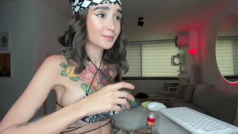 SABRINA online show from February 2, 9:56 pm