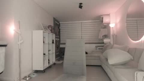 SABRINA online show from February 8, 2:58 am