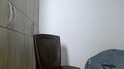 Snapshot of lonelydick2002 chatting on September 9, 11:21 am lonelydick2002 online show from September 9, 11:21 am