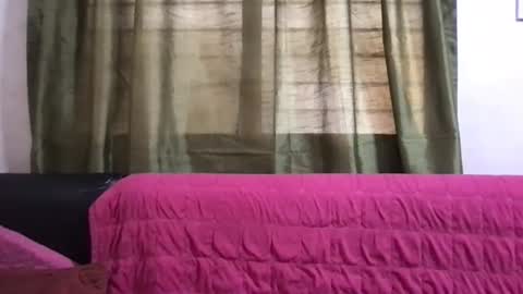 TOPwithEXTRABiG online show from November 17, 5:13 am