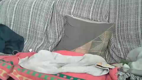 Snapshot of longnight5 chatting on December 8, 1:58 pm Alejandro Rulitos Twitter longnight55 Intagram 5longnight5 online show from December 8, 1:58 pm