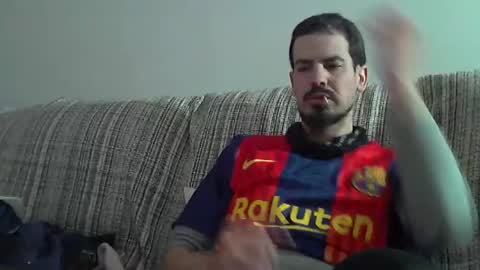 Snapshot of longnight5 chatting on February 4, 4:29 pm Alejandro Rulitos Twitter longnight55 Intagram 5longnight5 online show from February 4, 4:29 pm