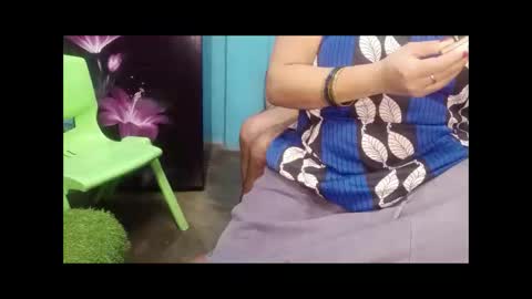 Shy Housewife online show from November 1, 6:21 pm