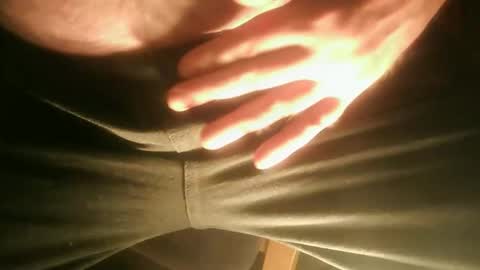 Snapshot of looking_and_hoping chatting on October 20, 6:30 pm Daddy gets HARD online show from October 20, 6:30 pm