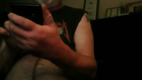 Snapshot of looking_and_hoping chatting on November 14, 1:26 am Daddy gets HARD online show from November 14, 1:26 am