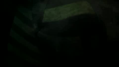 Snapshot of looking_and_hoping chatting on November 22, 1:37 am Daddy gets HARD online show from November 22, 1:37 am