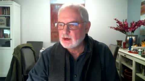 Snapshot of loop102 chatting on December 5, 3:59 am loop102 online show from December 5, 3:59 am