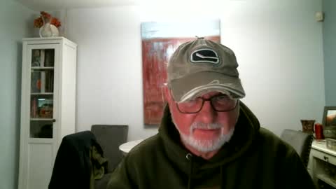 Snapshot of loop102 chatting on September 13, 4:23 am loop102 online show from September 13, 4:23 am