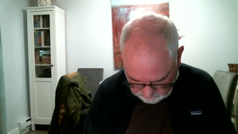 Snapshot of loop102 chatting on September 20, 1:50 am loop102 online show from September 20, 1:50 am