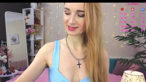 LoraColins online show from January 12, 7:21 pm