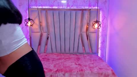 Snapshot of lorem_adams chatting on February 6, 5:51 pm lorem_adams online show from February 6, 5:51 pm