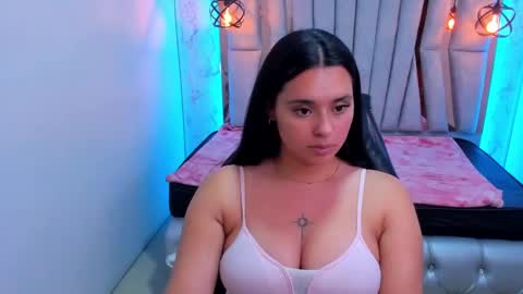 Snapshot of lorem_adams chatting on February 20, 5:29 pm lorem_adams online show from February 20, 5:29 pm