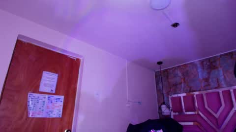 Snapshot of lorem_adams chatting on September 17, 11:12 am lorem_adams online show from September 17, 11:12 am