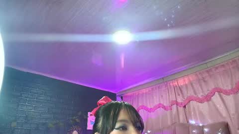 Loren online show from February 24, 9:52 pm