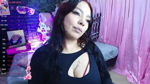 Loren online show from October 9, 10:30 pm