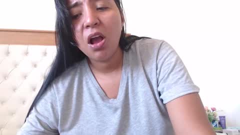 Loretta Gmez online show from December 5, 1:38 pm