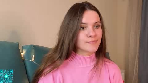 Snapshot of lorettadunnelli chatting on October 18, 7:03 pm Chloe for Fan BlackHole online show from October 18, 7:03 pm