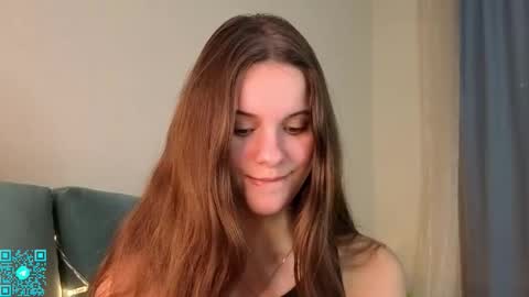 Snapshot of lorettadunnelli chatting on October 24, 5:53 pm Chloe for Fan BlackHole online show from October 24, 5:53 pm