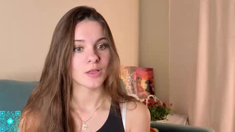 Snapshot of lorettadunnelli chatting on November 7, 5:57 pm Chloe for Fan BlackHole online show from November 7, 5:57 pm