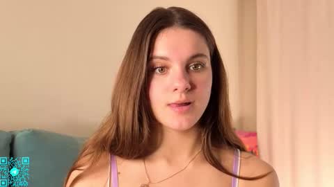 Snapshot of lorettadunnelli chatting on November 22, 5:23 pm Chloe for Fan BlackHole online show from November 22, 5:23 pm