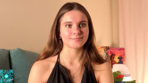 Snapshot of lorettadunnelli chatting on November 24, 5:45 pm Chloe for Fan BlackHole online show from November 24, 5:45 pm