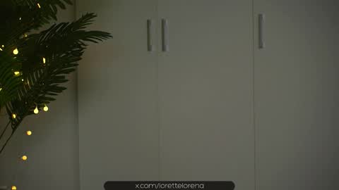 Snapshot of lorettelorenaa chatting on October 5, 4:55 am LoretteLorena online show from October 5, 4:55 am