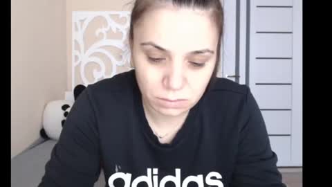 LorraGrey online show from January 14, 7:27 am