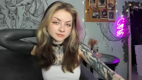 Snapshot of lostallice chatting on March 11, 6:00 am lostallice online show from March 11, 6:00 am