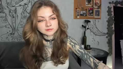 Snapshot of lostallice chatting on November 20, 4:12 am lostallice online show from November 20, 4:12 am