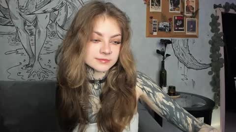 Snapshot of lostallice chatting on December 16, 4:06 am lostallice online show from December 16, 4:06 am