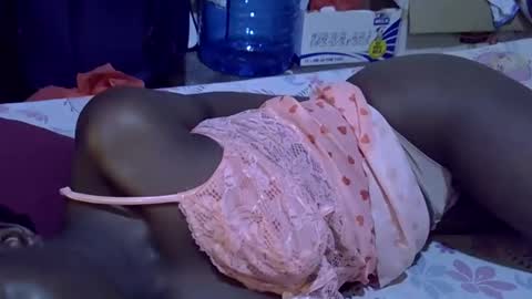 lotty_lavilla online show from November 27, 6:43 pm