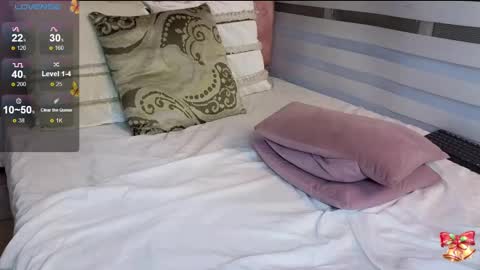 Snapshot of lou_rosse chatting on December 19, 11:35 pm Lou Rosse online show from December 19, 11:35 pm