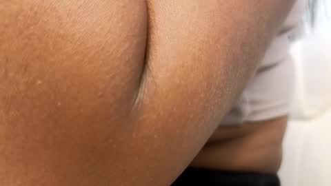 Snapshot of lou_rosse chatting on December 27, 5:59 pm Lou Rosse online show from December 27, 5:59 pm