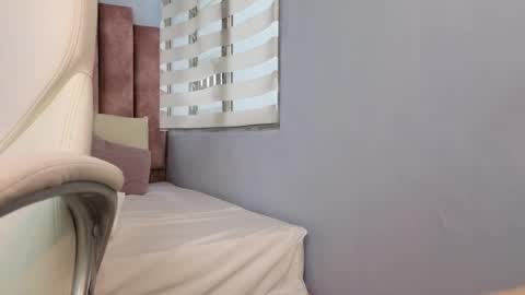 Snapshot of lou_rosse chatting on January 28, 7:32 pm Lou Rosse online show from January 28, 7:32 pm