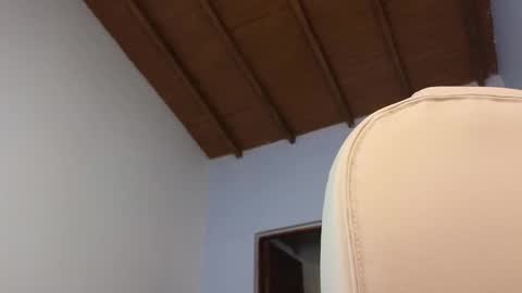 Snapshot of lou_rosse chatting on February 14, 8:26 pm Lou Rosse online show from February 14, 8:26 pm