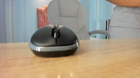 Snapshot of lou_rosse chatting on November 13, 8:30 pm Lou Rosse online show from November 13, 8:30 pm