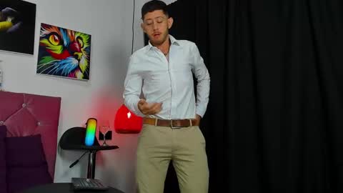 OF louis bcasta1 online show from February 14, 11:10 am