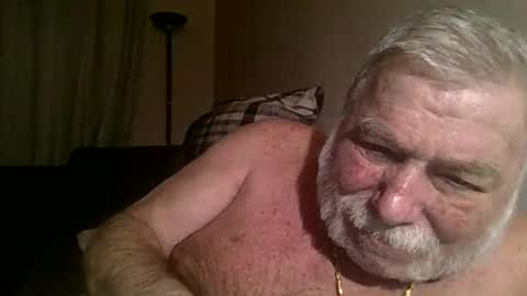 louis_chokdee online show from March 3, 6:01 pm