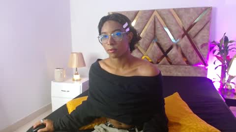 Louis Valdz online show from December 11, 7:36 pm