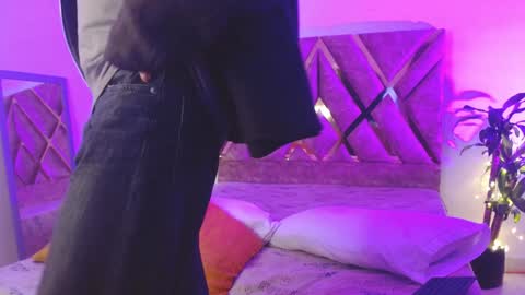 Louis Valdz online show from January 14, 12:24 pm