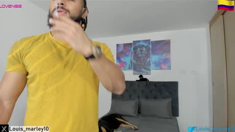 louis_marley_ online show from January 19, 1:53 am