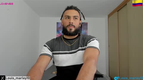 louis_marley_ online show from January 30, 8:21 pm