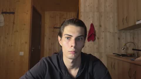 Mark online show from November 1, 4:42 pm