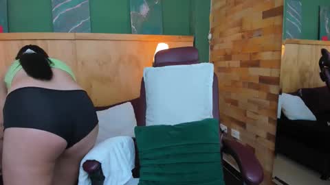 Louren Fox online show from November 30, 12:09 pm