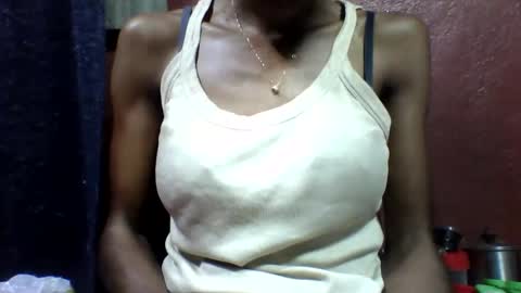 lovaelisa online show from October 31, 5:41 am